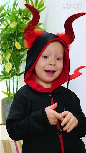 🚿🦶 No More Dirty Feet! Fun & Playful Foot Bath Time!