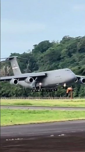 The Legendary Lockheed C-5 Galaxy – US Air Force Heavy Transport Aircraft