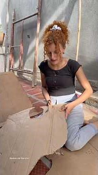 Step-by-step instructions on how to make decorative reindeer. #ideas #decorating #recycling