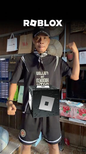 Mario Roblox Vault Unboxing #roblox #trending #mario #ytshorts #funnyvideos