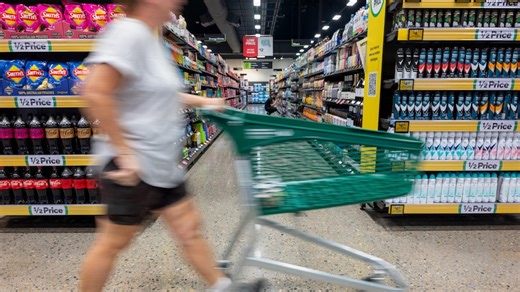 Supermarket industry insiders reveal how Coles and Woolworths profit off rising prices