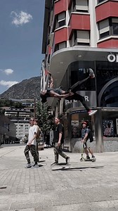 23K views · 950 reactions | The reaction | Momo acro | Facebook