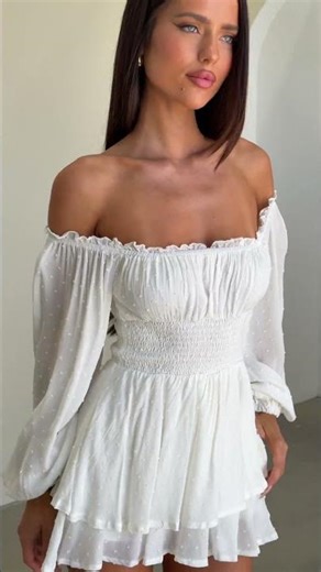 Must-have Summer Playsuit 🤍 #model #summerfashion #playsuit