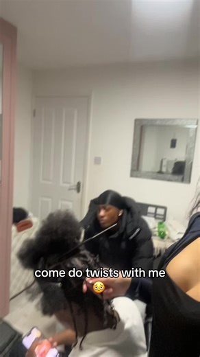 Twists Hairstyling Tutorial