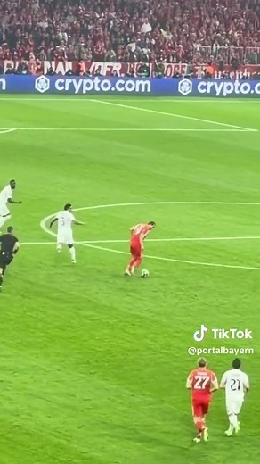 Bayern Munich's Beautiful Play vs. Real Madrid | Champions League Highlights