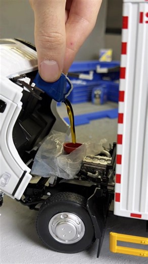 Isuzu NPR Diecast Truck Oil Change Guide