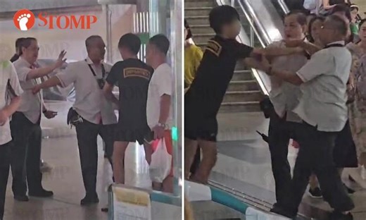 Suspected vape user escorted off train, acts 'aggressively' with SMRT staff members at Lakeside station