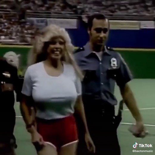 Morgana: La Besadora de Basebol en el Juego de Estrellas 1979