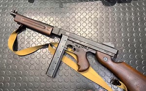 湯普森 M1A1｜如何拆卸？