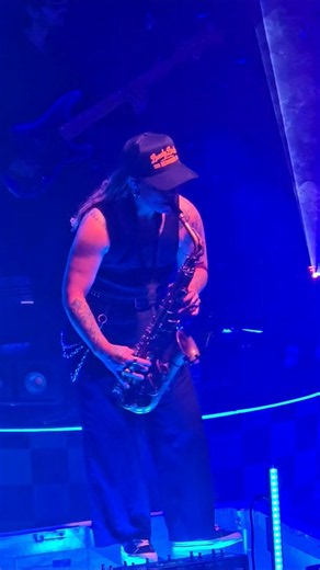 Tash Sultana - instrumental with saxophone LIVE CLIP - Santa Fe, New Mexico (May 26, 2026)