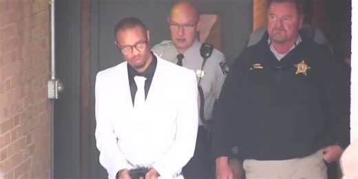 WATCH: Michael McLellan exits courthouse, enters prison after pleading guilty in Hania Aguilar case