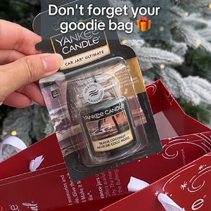 21 reactions · 18 comments | Manchester, join us at Piccadilly Gardens on 29th-30th November & 1st December! What to expect: ✨ A festive sensory experience exploring our fragrances. ✨ A hot chocolate, including a special option inspired by our Christmas Cookie fragrance. ✨ A festive goodie bag including a votive candle. ✨ Photobooth opportunity to capture the magical moment. Don't miss this chance to experience the season’s scents first-hand | The Yankee Candle Company | Facebook