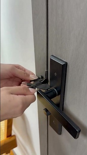 How to use the portable door lock? #doorlock #shortsvideo #security