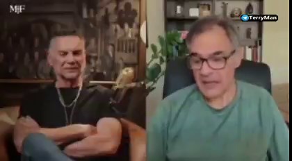 ΑΠΟΚΑΛΥΨΗ: Ο πρώην αξιωματικός της CIA, Τζον Κιριάκου:• Υπάρχουν 10.000 έγγραφα σχετικά με τη δολοφονία του Κένεντι.• Ο Πρόεδρος Τραμπ δεν τα δημοσίευσε.• Επειδή το καθένα δείχνει στο Ισραήλ.• Ο Κένεντι προσπαθούσε να τους εμποδίσει να αποκτήσουν πυρηνική τεχνολογία.• Έτσι αποφάσισαν να τον ξεφορτωθούν..!!