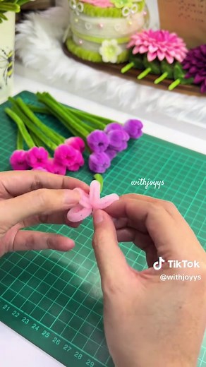 Create Beautiful Mini Tulips with Pipe Cleaners