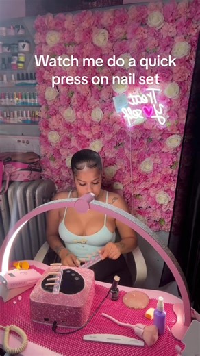 Tutorial de uñas: Set de uñas postizas rápido