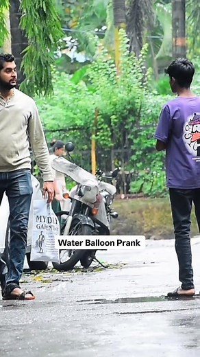 2.9M views · 22K reactions | Water Balloon Prank  #comedy #funny #viralvideo #trending #prank #foryoupageシ #trendingreels #viralreelsfb #viral #waterballoon | Prakash Peswani 2.0 | Facebook