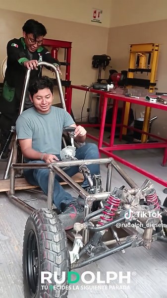 Rudolph Diesel en la Carrera de Gravedad 2024