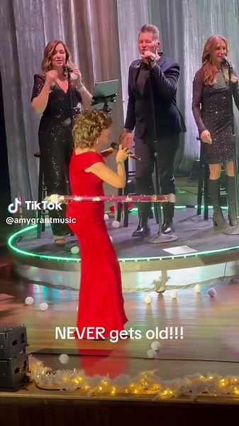 One of our fave moments of the Ryman shows so far!