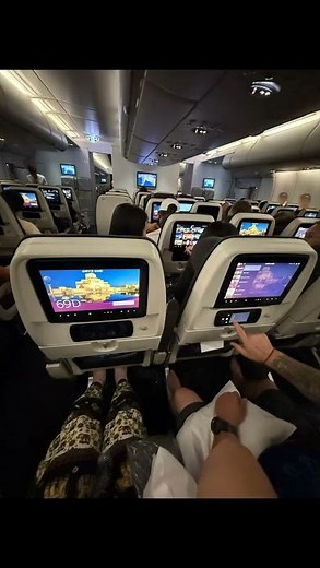 Economy Class Qatar Airways #flightreview #qatarairways #travel