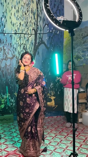 À Dìlbãr on Instagram: "Today’s model shoot #cenematicvideo #reelsvideo #weedingphotography #album #model"