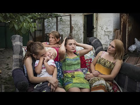 What life is really like in Ukraine during the war with Photojournalist Anastasia Taylor Lind