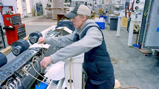 At Uniloy, being a true partner means standing behind our blow molding solutions with comprehensive aftersales support delivered by our highly trained and skilled technicians. Through Uniloy University, customers get hands-on training and learn how to keep their machines operating at peak efficiency. We’re proud to support them every step of the way—staying close to understand their needs and developing solutions they need today and in the future. #Uniloy #CustomerSuccess #BlowMolding #Aftersale