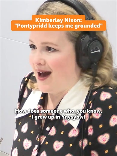 'Pontypridd helped me stay who I am' Fresh Meat actor, Kimberley Nixon talks about how Wales and Pontypridd have been a safe place for her throughout her acting career. The Wild Child star talks about filming Easy Virtue with Colin Firth and coming back to Pontypridd on the weekends which kept her grounded. #RadioWales #FreshMeat #WildChild #TheGuest #Welshtiktok #Pontypridd #Cymru #Wales