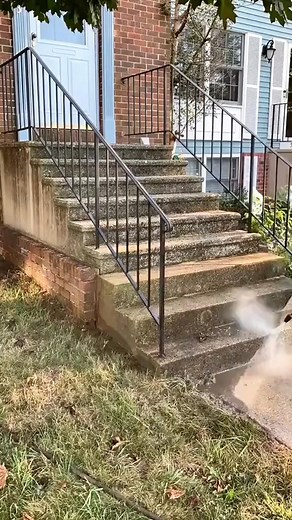 #pressurewashing #usacleaning #satisfying #cleaning #soclean #deepclean #oddsatisfying #cleanwithme | Amazingtips