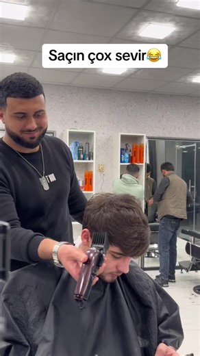 Saça olan sevgi testi😂✅#fyp #barber #fypシ