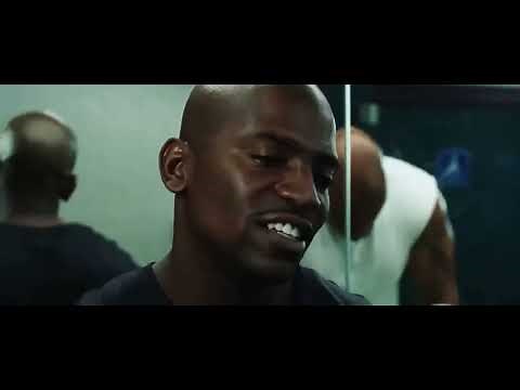 Dawn of the Dead 2004 R 1h 41m Zombie movie