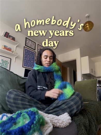 Cozy New Year's Day Routine and Knitting Journey