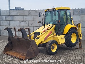 NEW HOLLAND LB110B-4PT Baggerlader