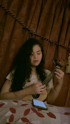 Learn Ukulele Chords with a Beginner's Guide