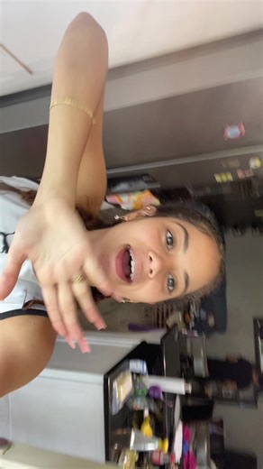 Anna Banana 🤺✨ (@honey_bee_bri)’s videos with original sound - Anna Banana 🤺✨