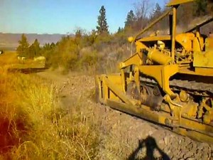 Vintage 1936 RD7 Caterpillar Crawler Tractor Working Antigue