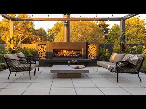 OUTDOOR FIREPLACE DESIGN FOR SMALL PATIO | COZY BACKYARD PATIO OUTDOOR LIVING SPACE WITH FIREPIT