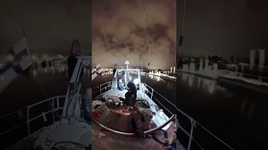 Reversing our boat into a tight harbour!