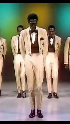 The Temptations “: Ny Girl on The Ed Sullivan Show#thetemptations #mygirl #fyp #foryou #davidruffin #paulwilliams #eddiekendricks #otiswilliams #motown #60smusic #60ssong #edsullivanshow #classic #harmony #musicvideo #memories #dance