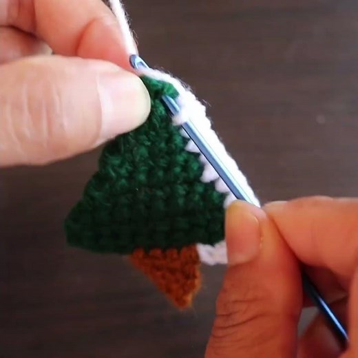 Crochet Christmas Tree Pattern #crochet #christmas