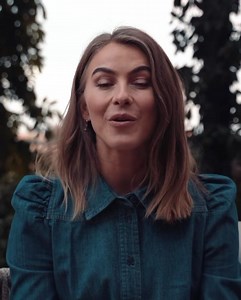 41K views · 1.7K reactions | Our journey with Kinrgy begins tomorrow...are you in?! Start the year off with our transformative 21 Day Companion Program. By connecting to Self you can then relate to Others and fully experience the World. Let’s explore our true selves. ✨ | Julianne Hough | Facebook