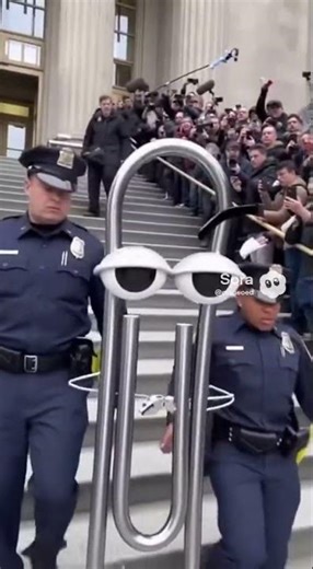 Microsoft Clippy FOUND GUILTY! #microsoft #tech #clippy