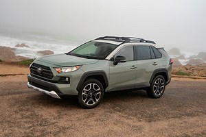 2019 Toyota RAV4 Pricing, Photos & Specs