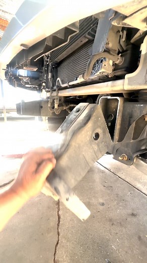 @Ian_westfab building a custom front bumper for his #raptor #fordraptor #prerunner #prerunners #offroad @ | SocalPrerunner