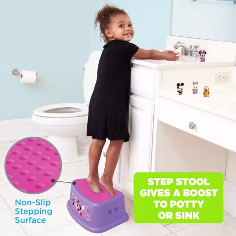 Nickelodeon PAW Patrol "Calling All Pups" 3 Piece Must Have Potty Training Set - Soft Potty Seat, Step Stool, Finger Puppets - Boy Potty Training