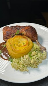 Frenched Chicken Leg and Domino Dauphinoise. ♥️ A chicken dinner for your winner 🥰 or just on days when you miss having a home cooked meal. Sunday is my favorite day and if you ask me, this dinner is the finishing touch! 🥺 but since it’s actually Monday…nevermind me. A chicken dinner is good any day. My favorite cut of chicken is the thigh and leg. It’s juicy and delicious and roasts very well. Retaining all the juices. Confit garlic and smoked rich salt rubbed in my own spice blend to make it