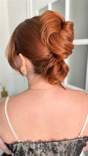 Chicago Bridal Hair & Makeup Artist Team | Destination | Inspo for Redhead brides ! For this look, we kept her complexion soft and glowy to complement her natural warmth, and styled her hair into... | Instagram