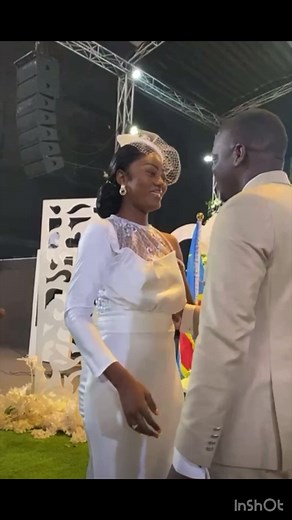 Célébration d'un mariage rempli de joie et de musique