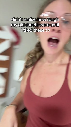 Sleep like royalty 👑 These silky, wrinkle-free satin sheets are hypoallergenic, soft, and perfect for year-round comfort. #TikTokShopFallDealsForYou #SatinSheets #HomeTok #BedroomGlowUp #LuxurySleep