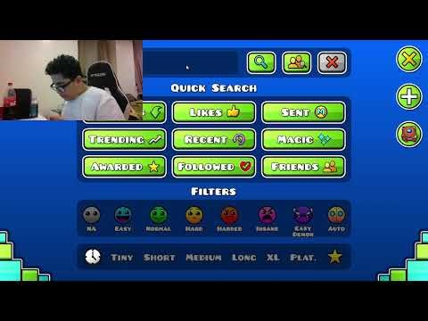 PLAYING GEOMETRY DASH LEVELS